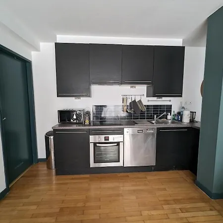 Апартаменти Beautiful 3-room With Cathedral View